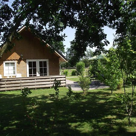 Vakantiehuisjes Landgoed Sonneborghe Kollumerzwaag Екстериор снимка
