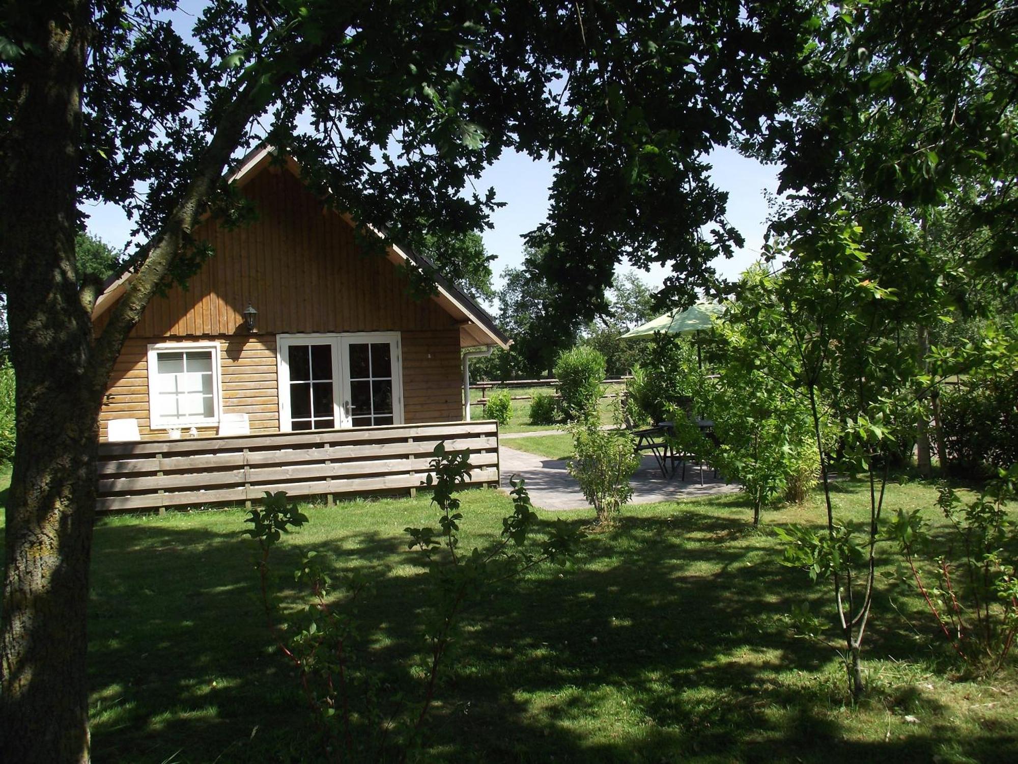 Vakantiehuisjes Landgoed Sonneborghe Kollumerzwaag Екстериор снимка
