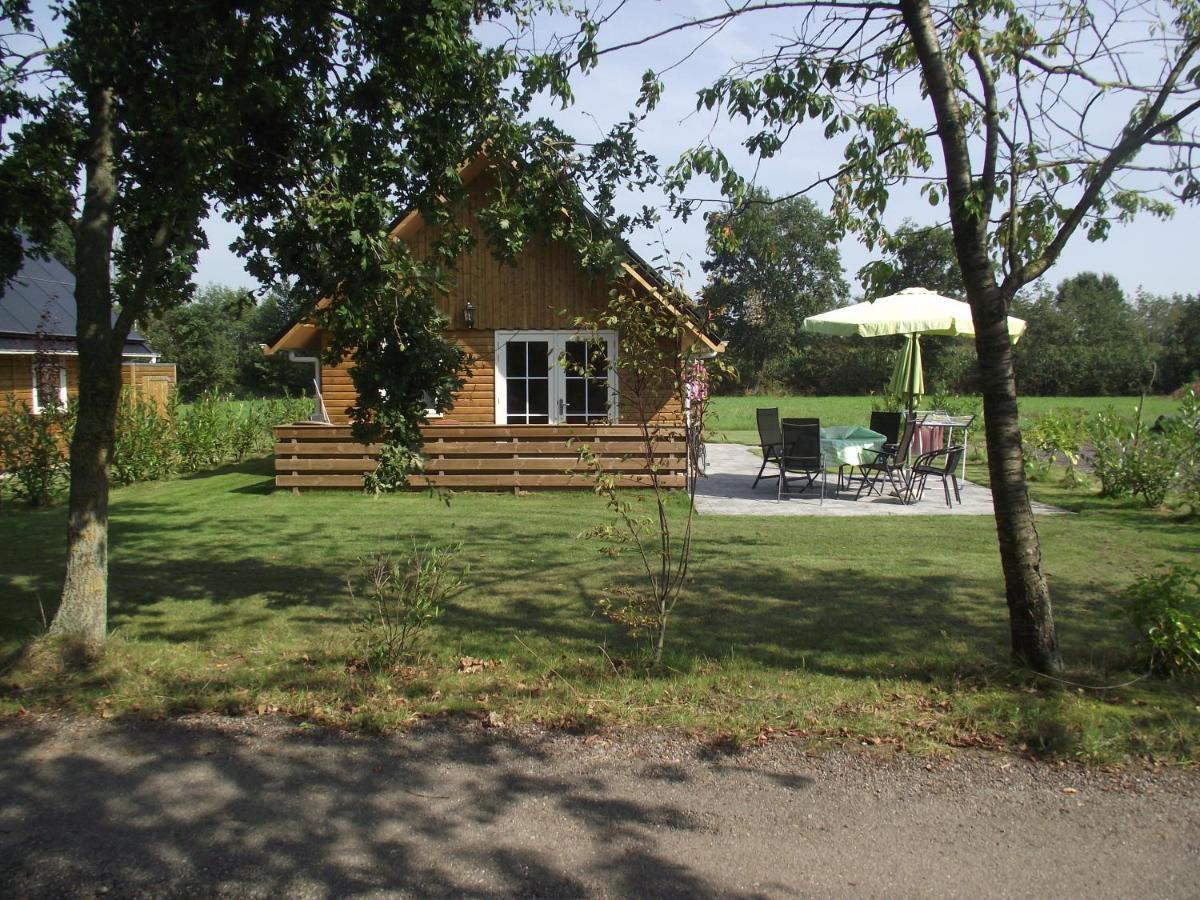 Vakantiehuisjes Landgoed Sonneborghe Kollumerzwaag Екстериор снимка